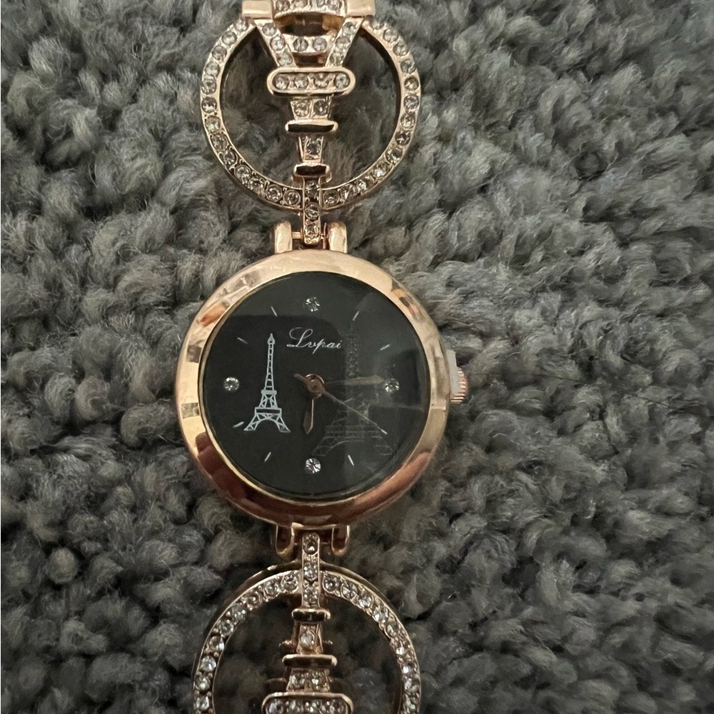 $7 Gorgeous Paris Watch. Can be sized. New. $7 WHEN BUNDLED WITH 3 OR MORE ITEMS - Picture 6 of 16